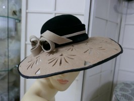 Loretta beżowo czarny kapelusz filcowy 52-54 cm